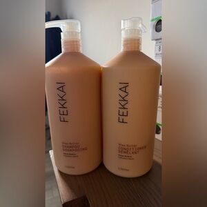 Fekkai Shea Butter Shampoo & Conditioner Duo - Peach Beige